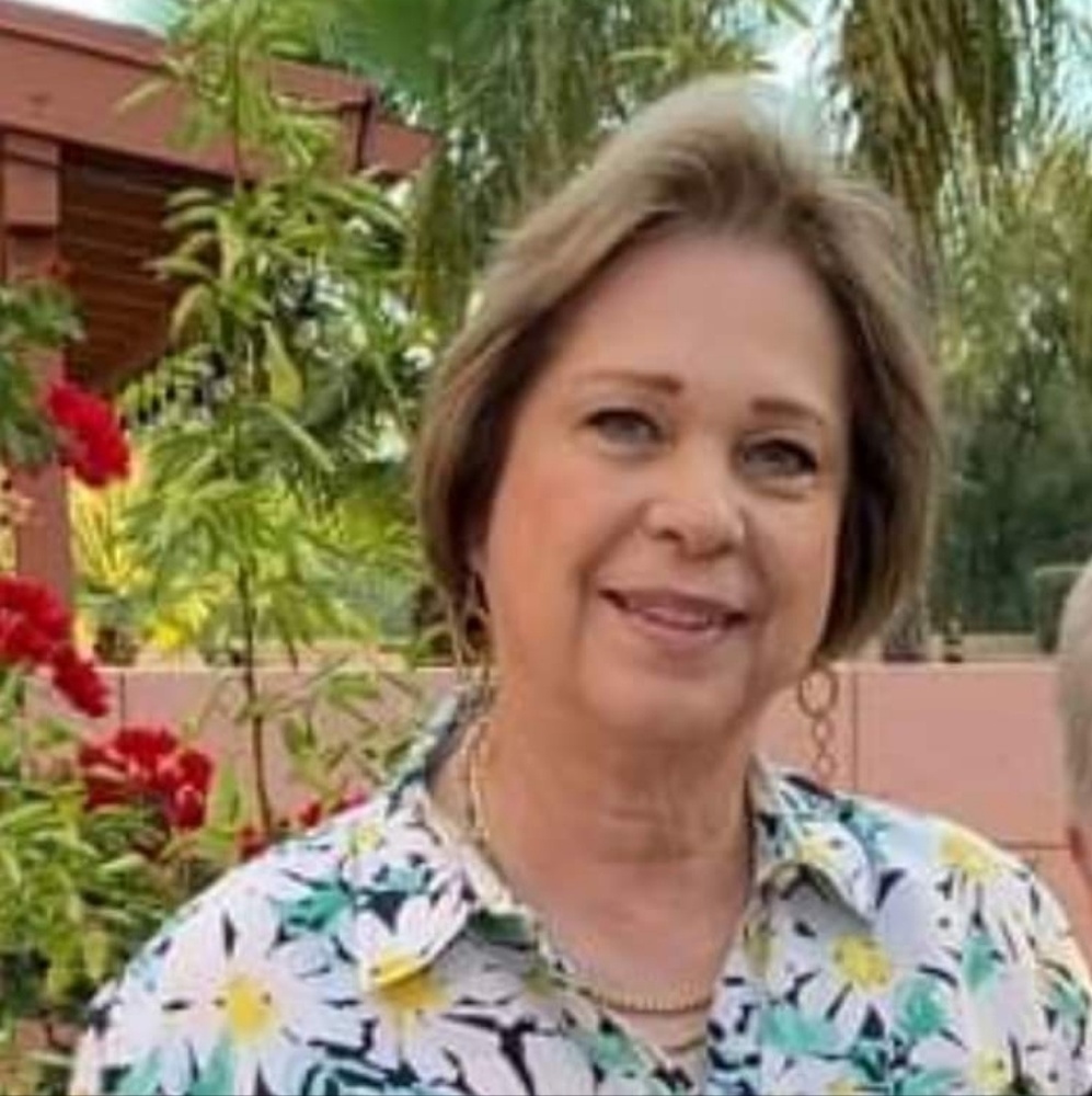 Meet your Posher, Sandra m